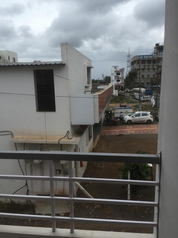 Hotel Joshi Yatri Niwas Kolhapur Exterior foto